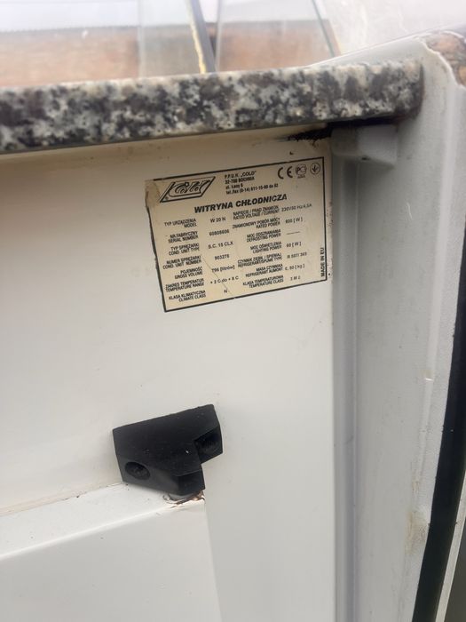 Холодильні Вітрини Gold