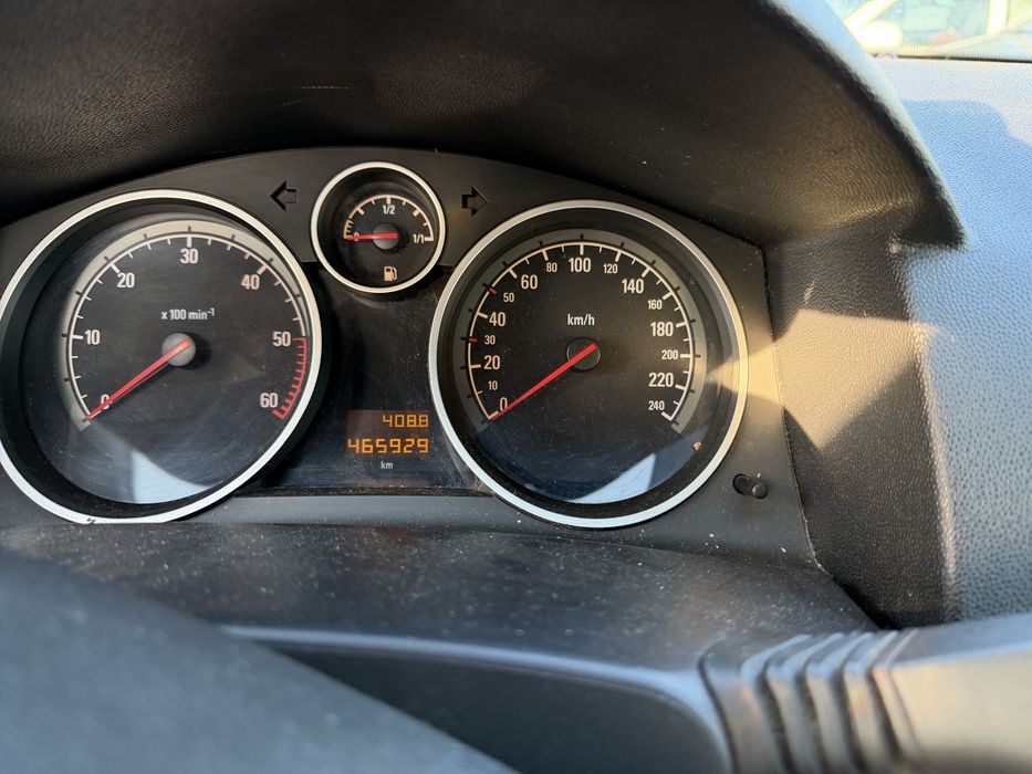 Opel Astra 1.7CDTi  Cosmo