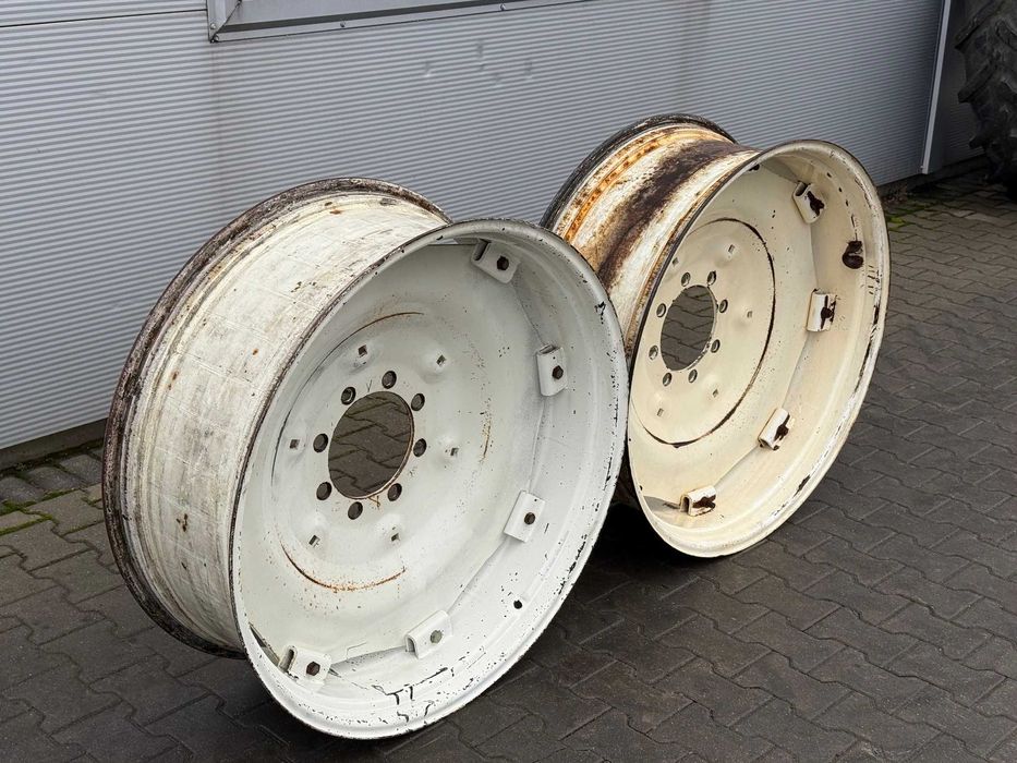 Felgi W15L-38 - 18.4-38 | URSUS/ZETOR | np. C385, 914, 1224, 1614