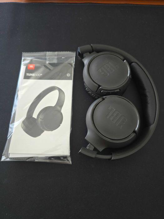 JBL Auscultadores Bluetooth com Microfone Tune 500BT Black