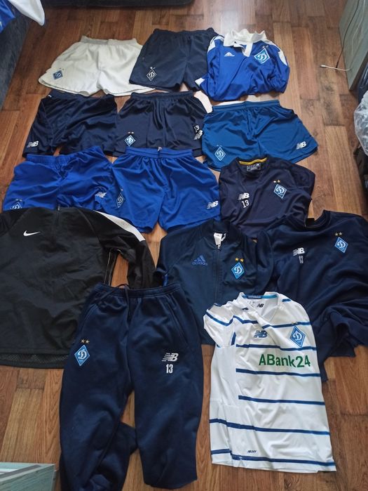 Продам тенниски Under Armour+ экипировка Динамо Киев оригинал