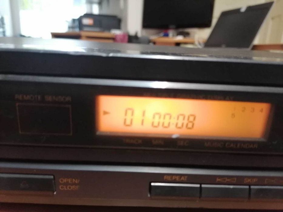 Odtwarzacz CD Crown CD2111R