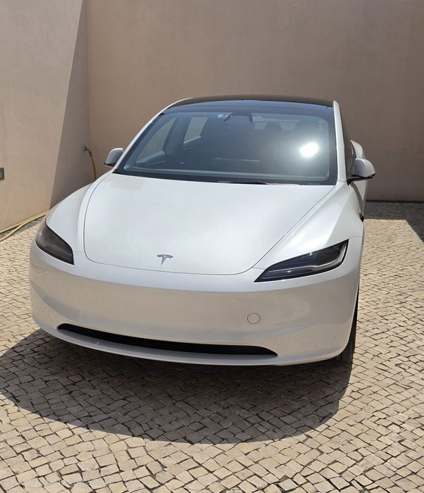 Tesla model 3 highland