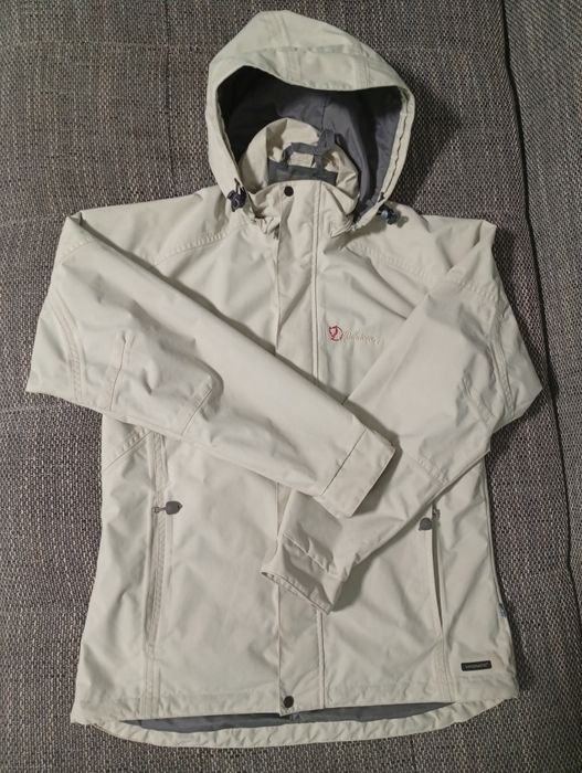 Водонепроникна куртка Fjällräven Hydratic Shell Edith. Розмір S.