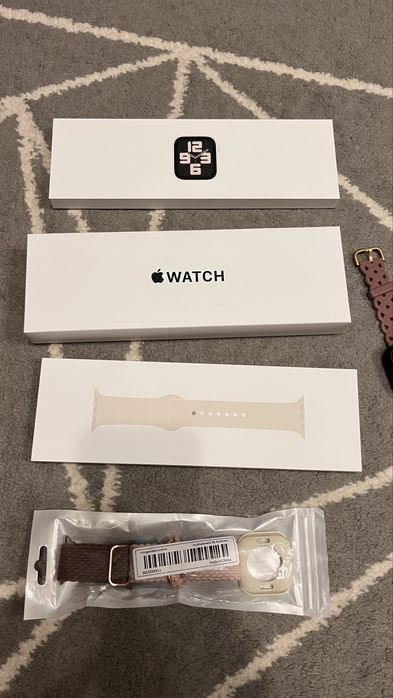 Apple Watch SE / 2 generacja / 40 mm