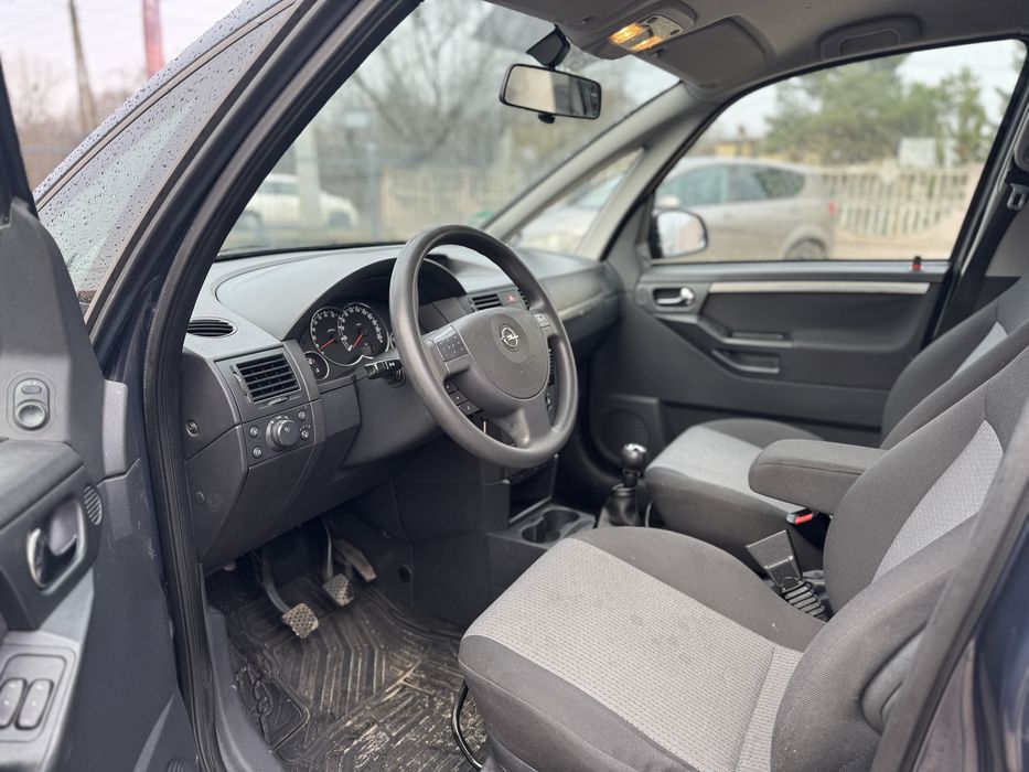 Opel Meriva/2007 rok/1.6 benzyna/dobry stan/niski przebieg/