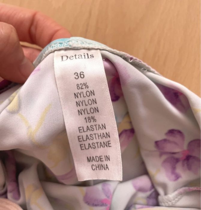 Kostium kąpielowy jednoczęściowy