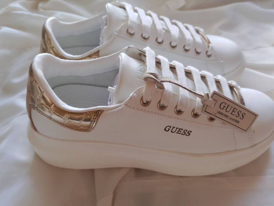 Nowe oryginalne buty Guessa damskie białe
