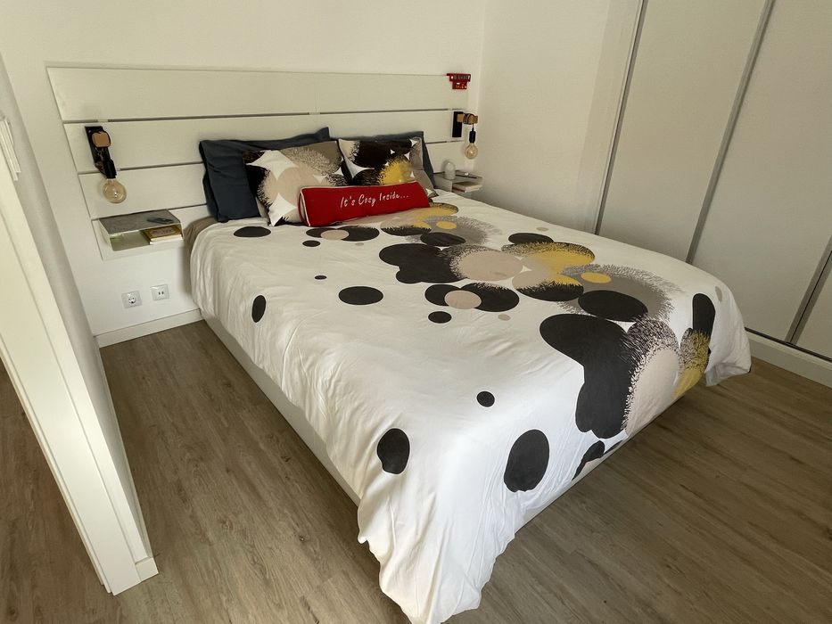 Cama nordli + colchão MJÖNDALEN (160x200)