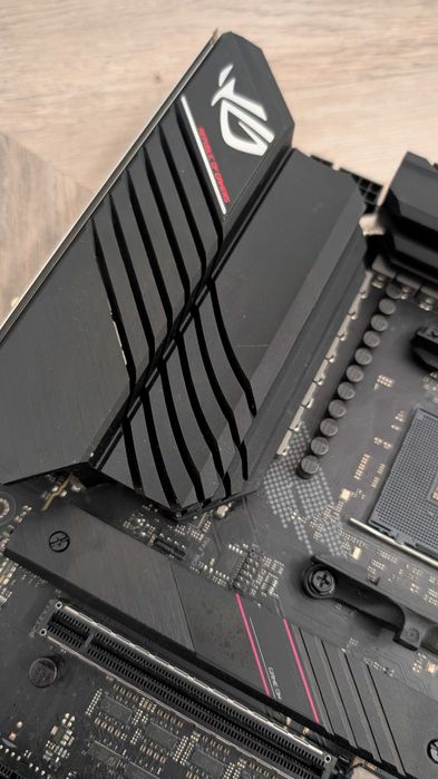 Ram DDR4 32GB plus płyta główna Asus B550-XE