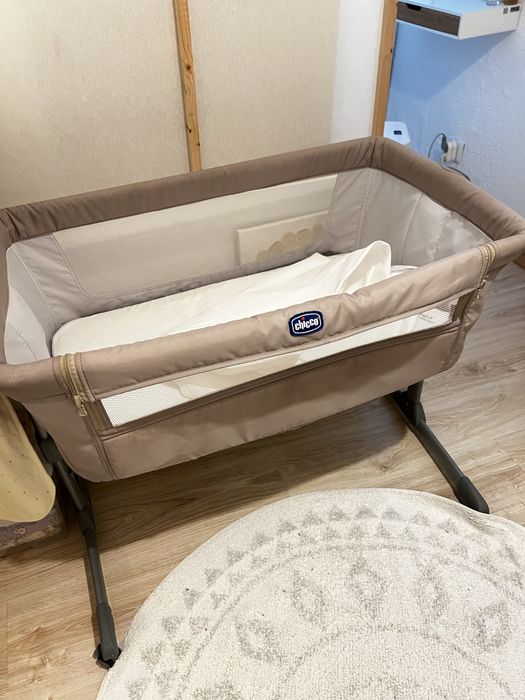 Next to me essential