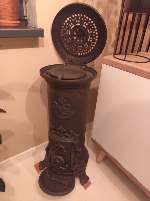 Żeliwny piec godin rury koza antyk francuski piecyk kominek