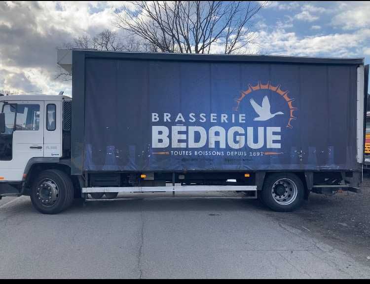 Uniwersalne Usługi Transportowe