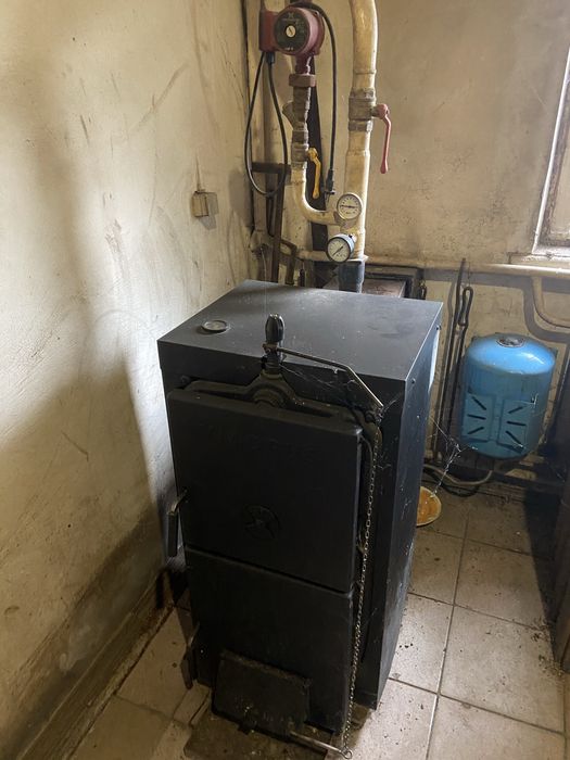 Продам комплекс, 100кВт-офіси, вант.СТО, морозильні  камери, склади
