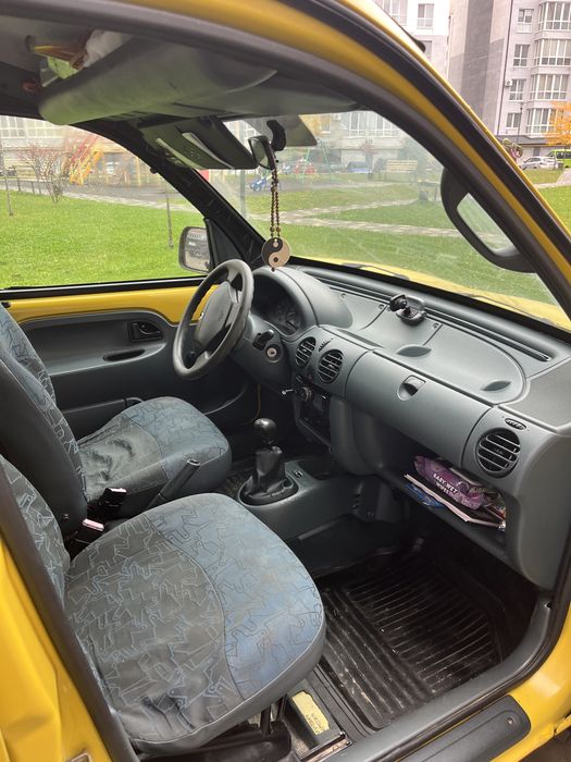 продам автомобіль