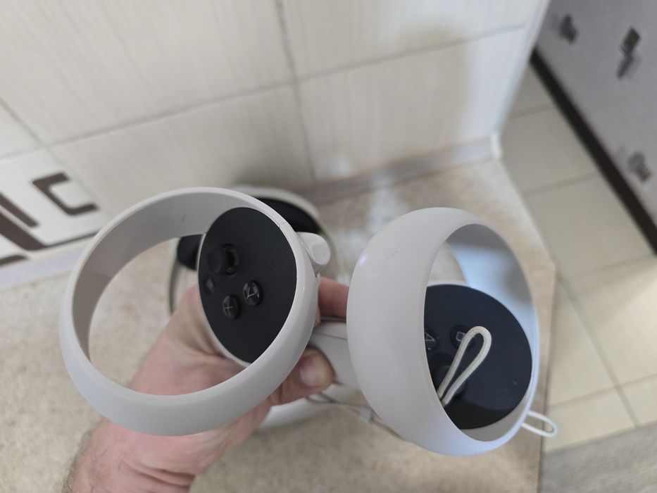 Окуляри віртуальної реальності Meta Oculus Quest 2 128 Gb