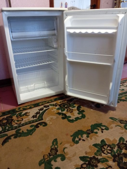 Продам холодильник з Німеччини стан хороший