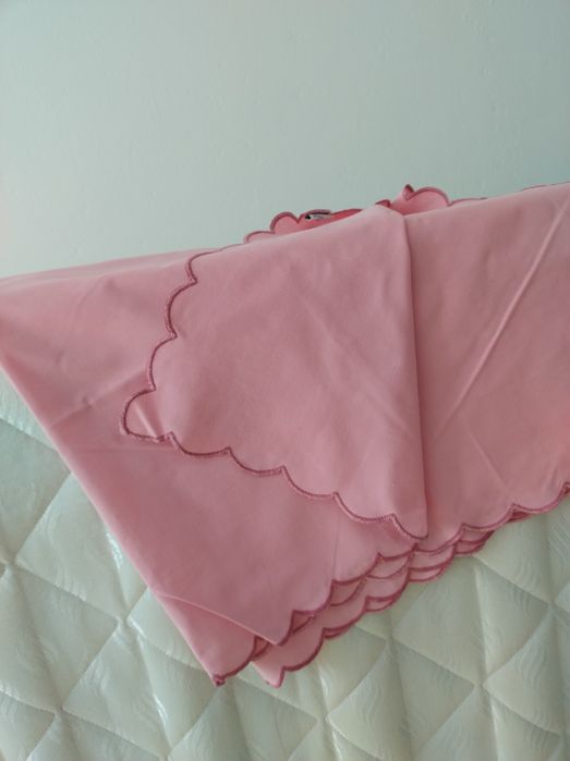 Obrus na stół kwadratowy