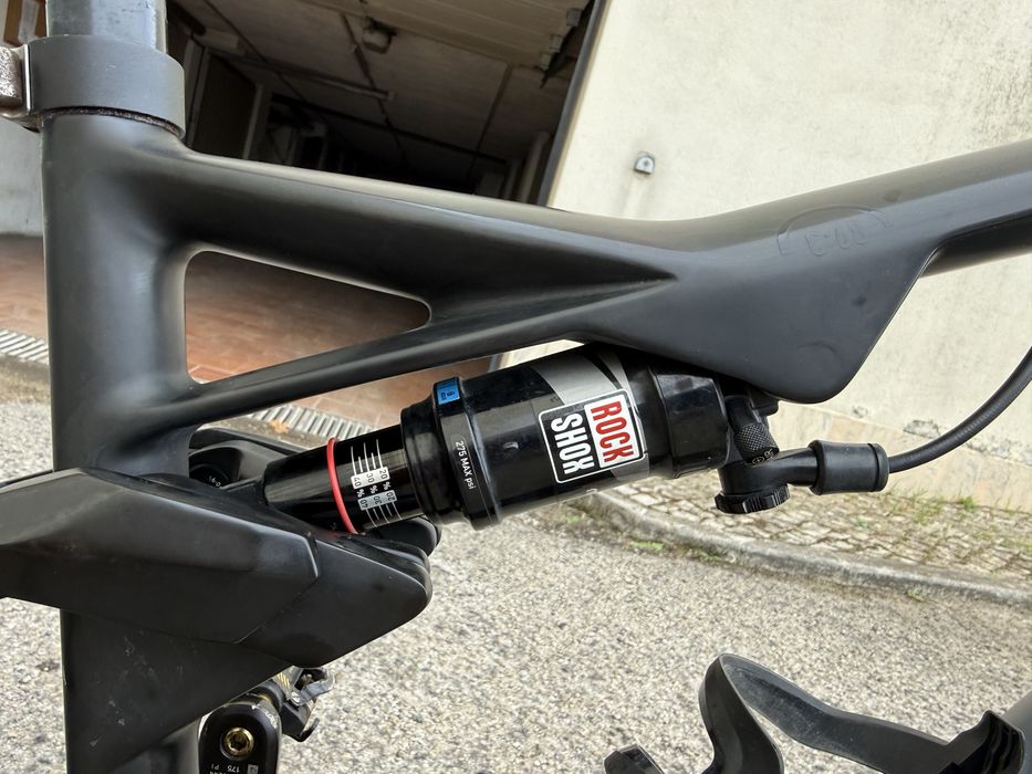 Cube AMS 100 C:68 Race 2020 (Carbono) - Shimano XT - RockShox - Tamanho M