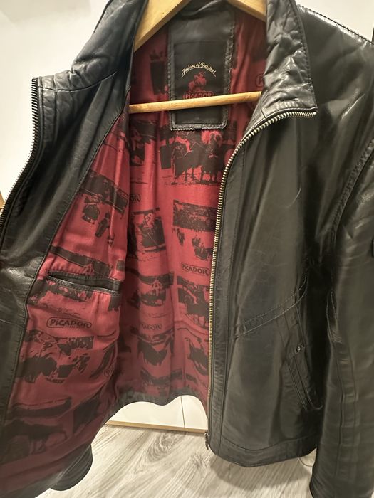 Чоловіча шкірня куртка