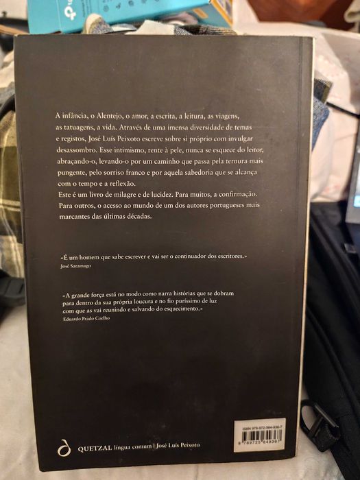 José Luís Peixoto - Abraço (Crónicas)