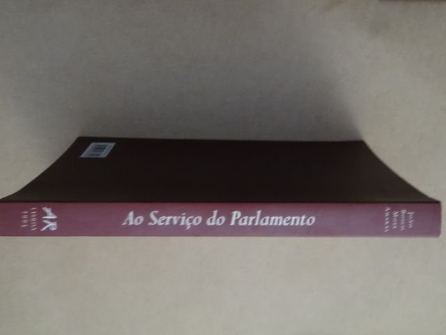 Ao Serviço do Parlamento de João Bosco Mota Amaral