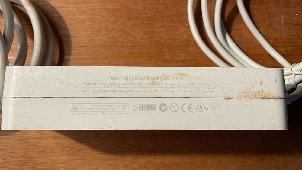 Fontes de alimentação originais Apple