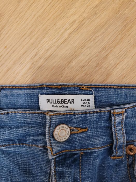 Spodnie pull and bear