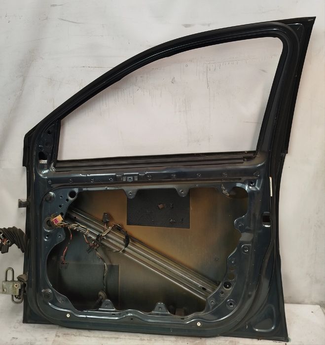 Porta frente direita VOLKSWAGEN Polo (9N)
