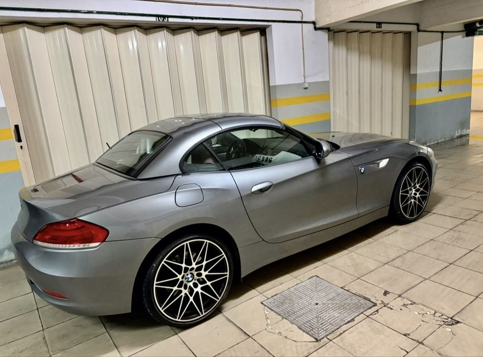 BMW Z4 de garagem como novo