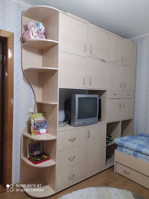 Продам меблі доя диьячоі кімнати з двома ліжками.