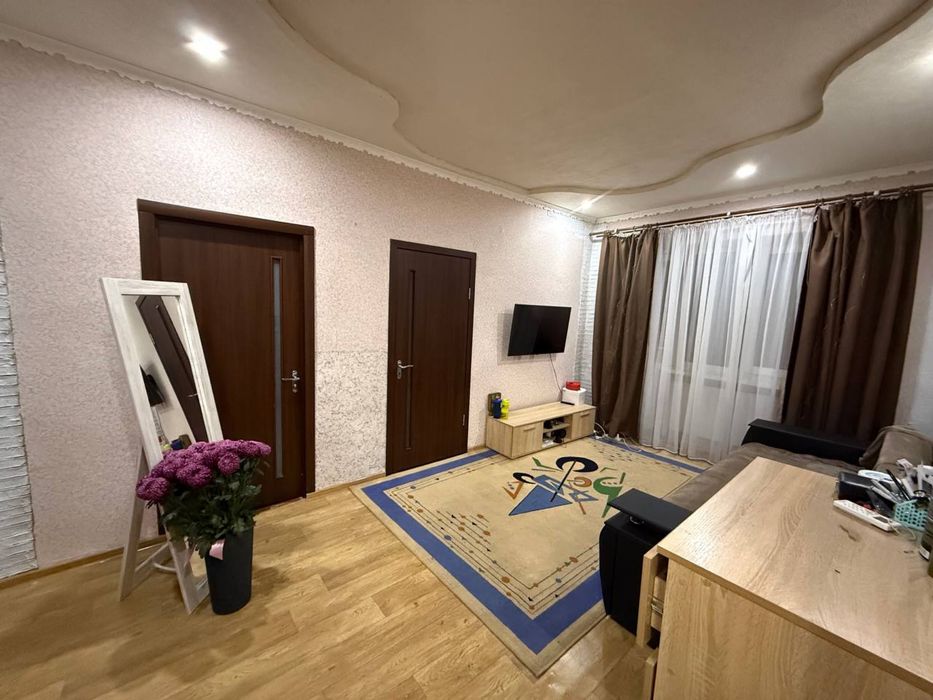 Продам квартиру 3х комнатную