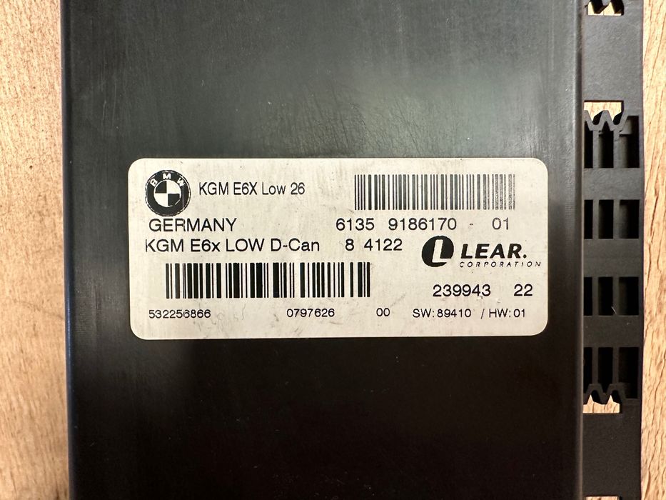 Módulo KGM E6X Low 26 D-CAN BMW E60 E61 LCI 520 530D 61359.186170 . 01