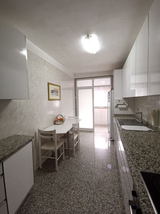 Apartamento T2+1 Circunvalação