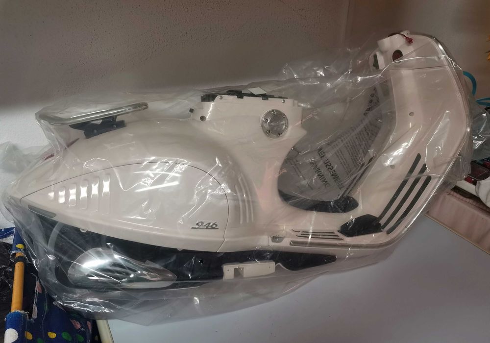 Mota Vespa de Brincar ZOKO [como nova]