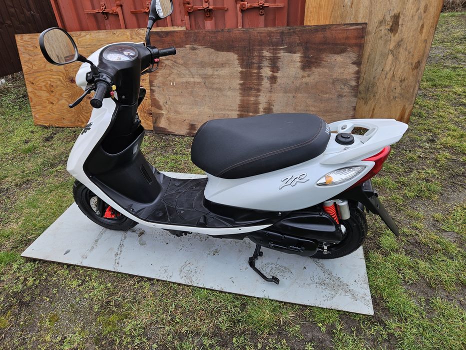 Стокмото ПРОДАЖ скутер Ямаха Jog 39ZR без пробігу по Укр.мопед 16ZR zr