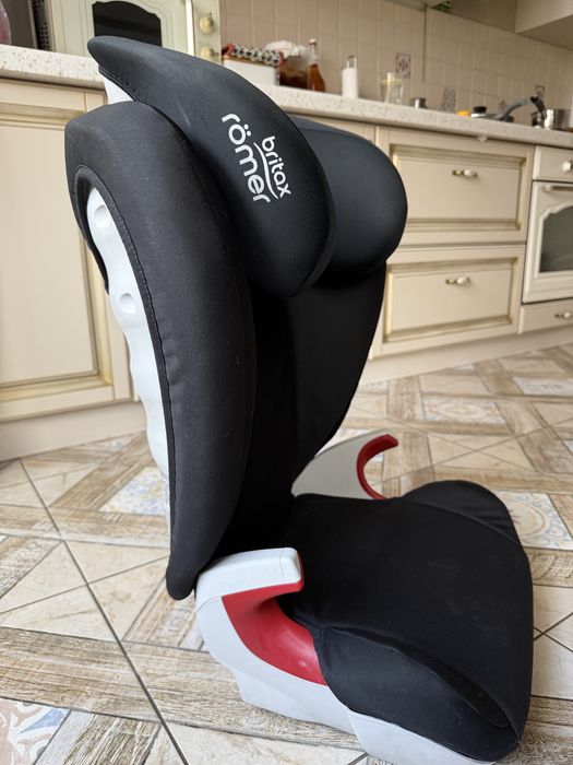 Автокрісло  Britax Romer Kid II