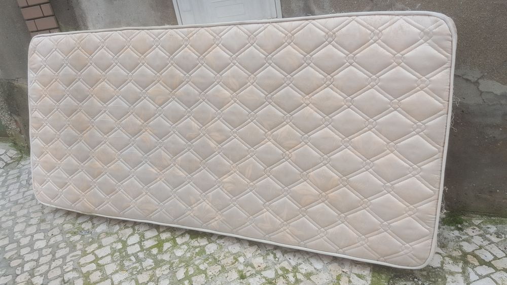 Colchão  para cama de solteiro