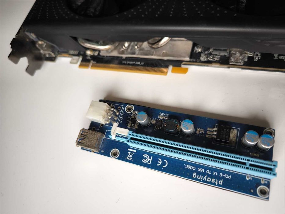 Placa de video / gráfica SAPPHIRE NITRO+ RADEON RX580 8GB DDR5