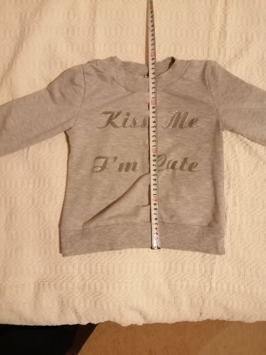 Свитерок легкий трикотаж