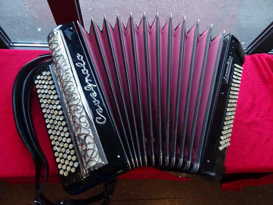 Acordeao Cavagnolo 4 Voz 120 Baixos N. 5