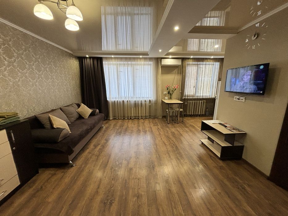 ПОДОБОВО, євро квартира! Центр.