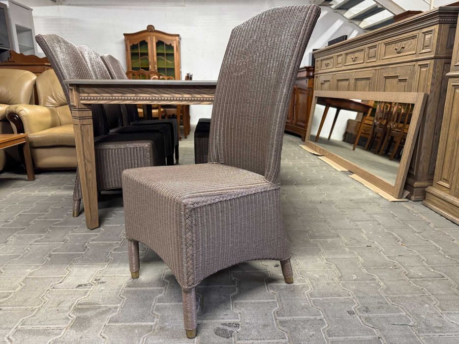 Jadalnia w stylu Hampton zestaw mebli do salonu komoda witryna dąb