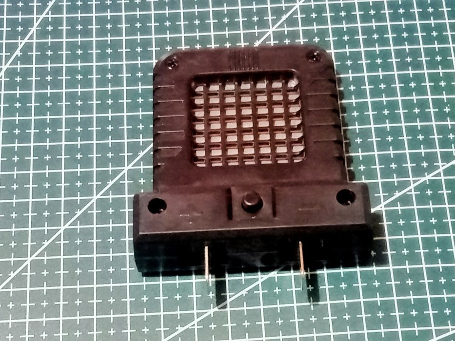 Ліхтарик на акумулятори 20-21В, розсувні контакти, COB матриця