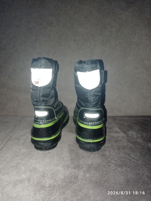 Buty 25 śniegowce chłopięce na rzepy odblaski zima