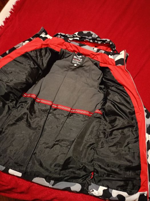 Зимова куртка 158р