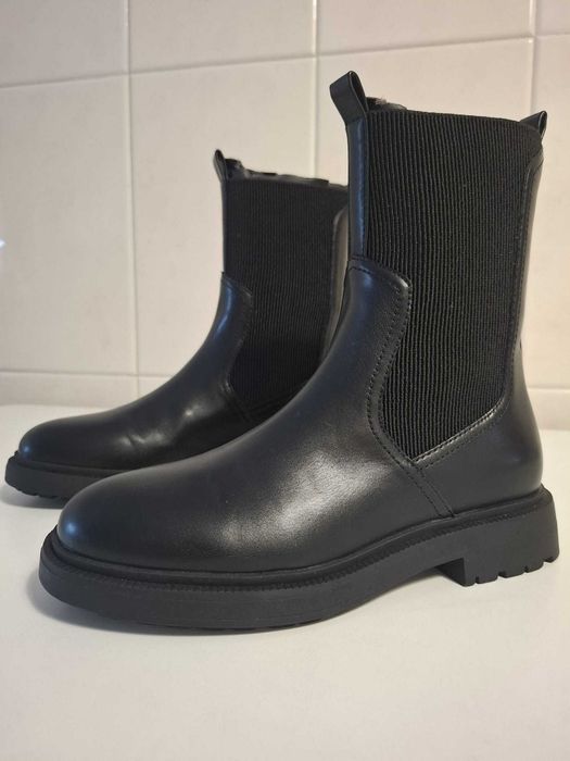 Botas senhora estilo Chelsea • NOVAS/POR ESTREAR • tamanho 37 / 38