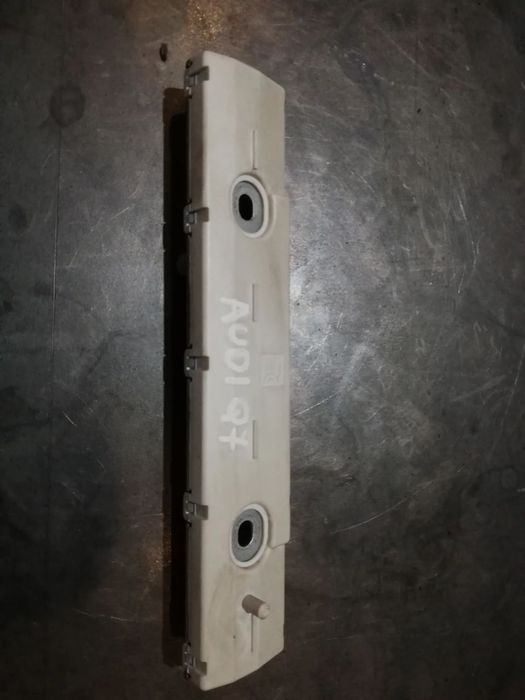 WZMACNIACZ ANTENY AUDI Q7 4L0035225AE
