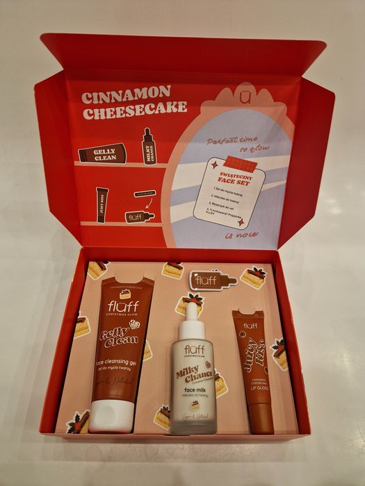 Zestaw 3 kosmetyków do twarzy Fluff Christmas Glow Cinnamon Cheesecake