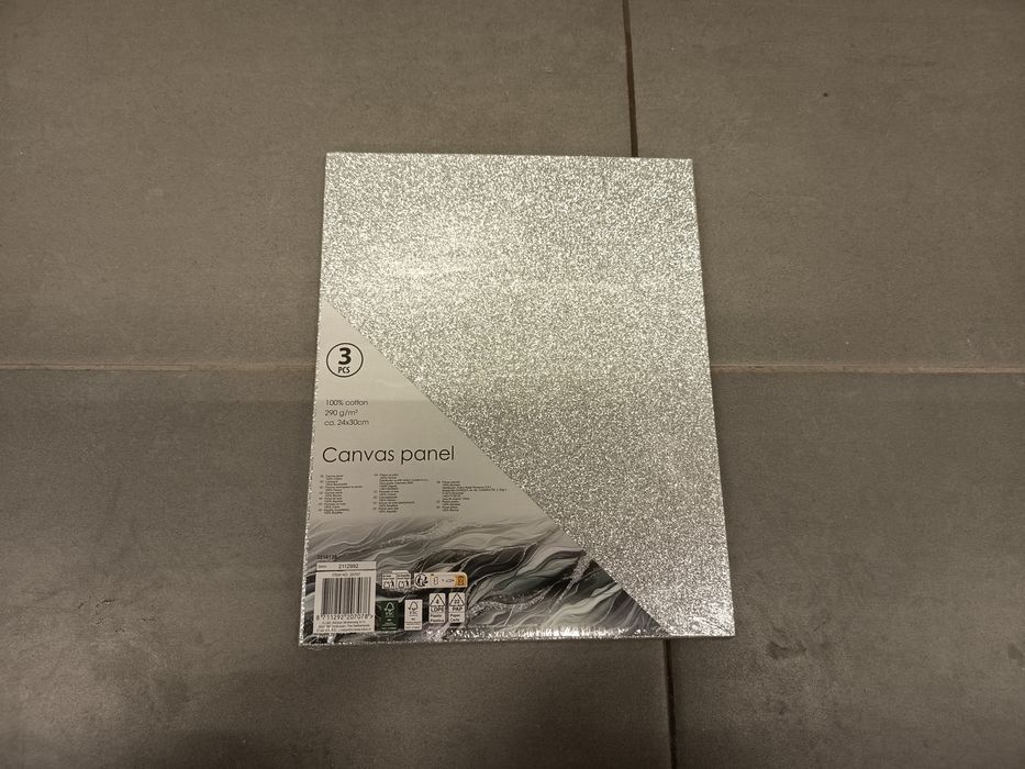 Nowe srebrne podobrazie malarskie 24x30 cm 3 sztuki